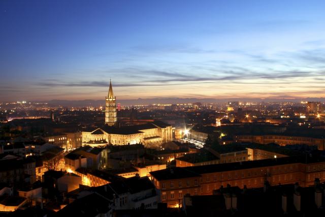 Toulouse by night with Basilique Saint Sernin